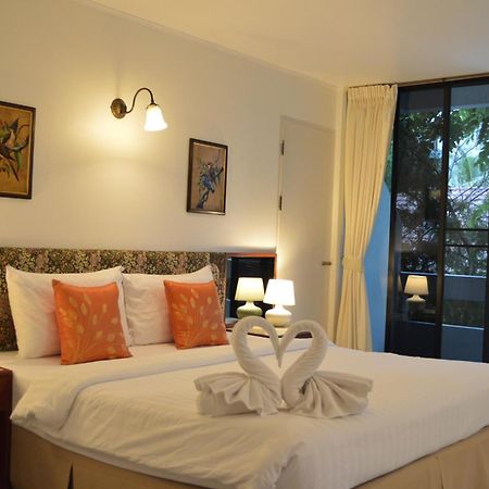 Nern Chalet Beachfront Hotel HHQ Exterior foto