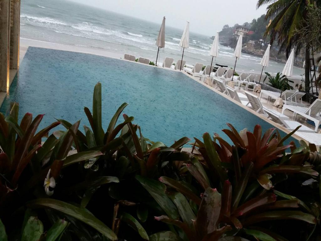 Nern Chalet Beachfront Hotel HHQ Exterior foto