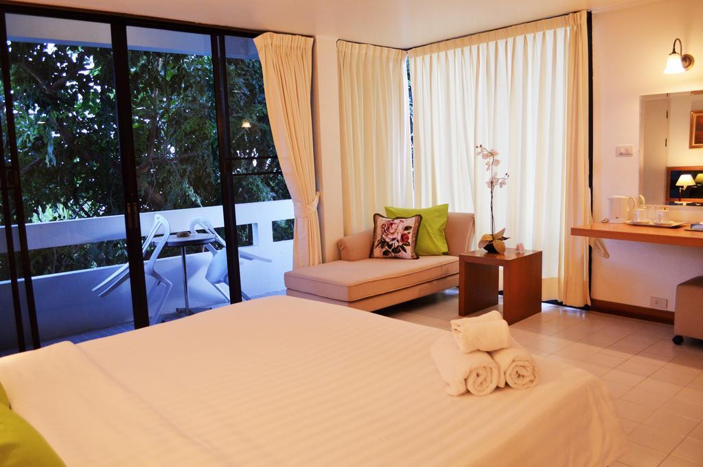Nern Chalet Beachfront Hotel HHQ Exterior foto